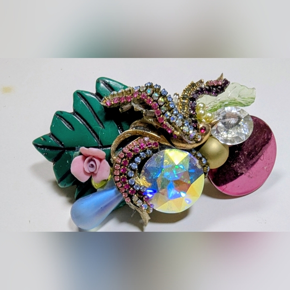 Wendy Gell Gorgeous Bird Barrette Bakelite Swarovski\'s More.